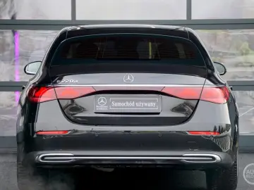 MERCEDES-BENZ E 220d Limousine Avantgarde