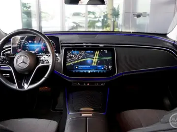 MERCEDES-BENZ E 220d Limousine Avantgarde