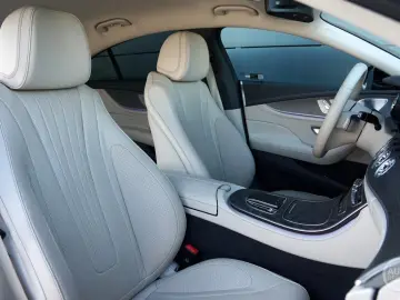 MERCEDES-BENZ CLS 300 d 4Matic  AMG Burmester