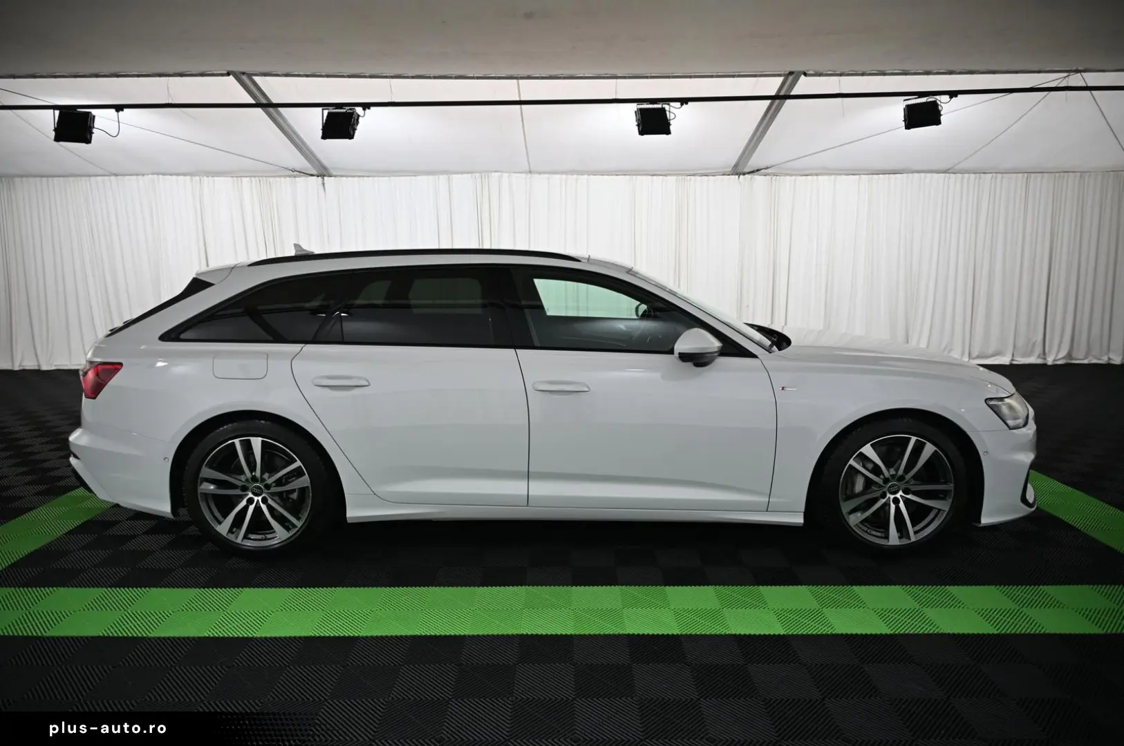 AUDI A6 Avant 50 TFSIe qr. S-Line  H-UP PANO AHK 19
