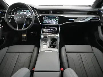 AUDI A6 Avant 50 TFSIe qr. S-Line  H-UP PANO AHK 19