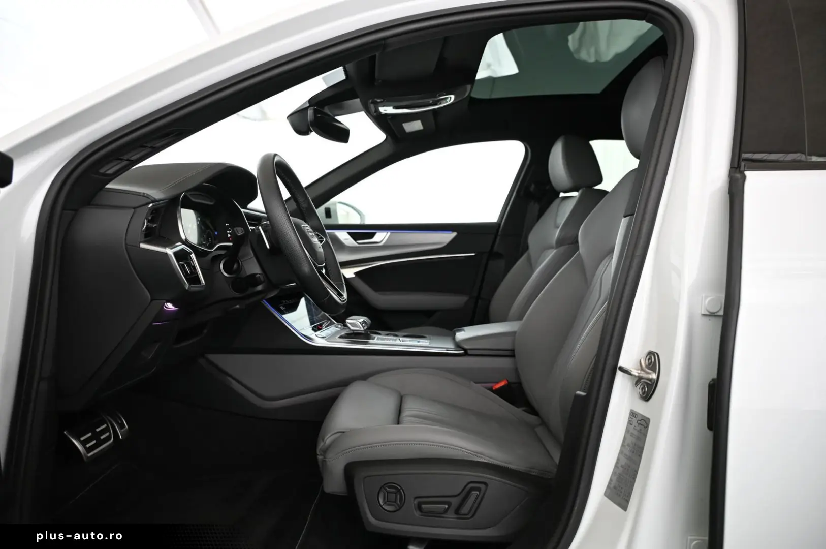 AUDI A6 Avant 50 TFSIe qr. S-Line  H-UP PANO AHK 19