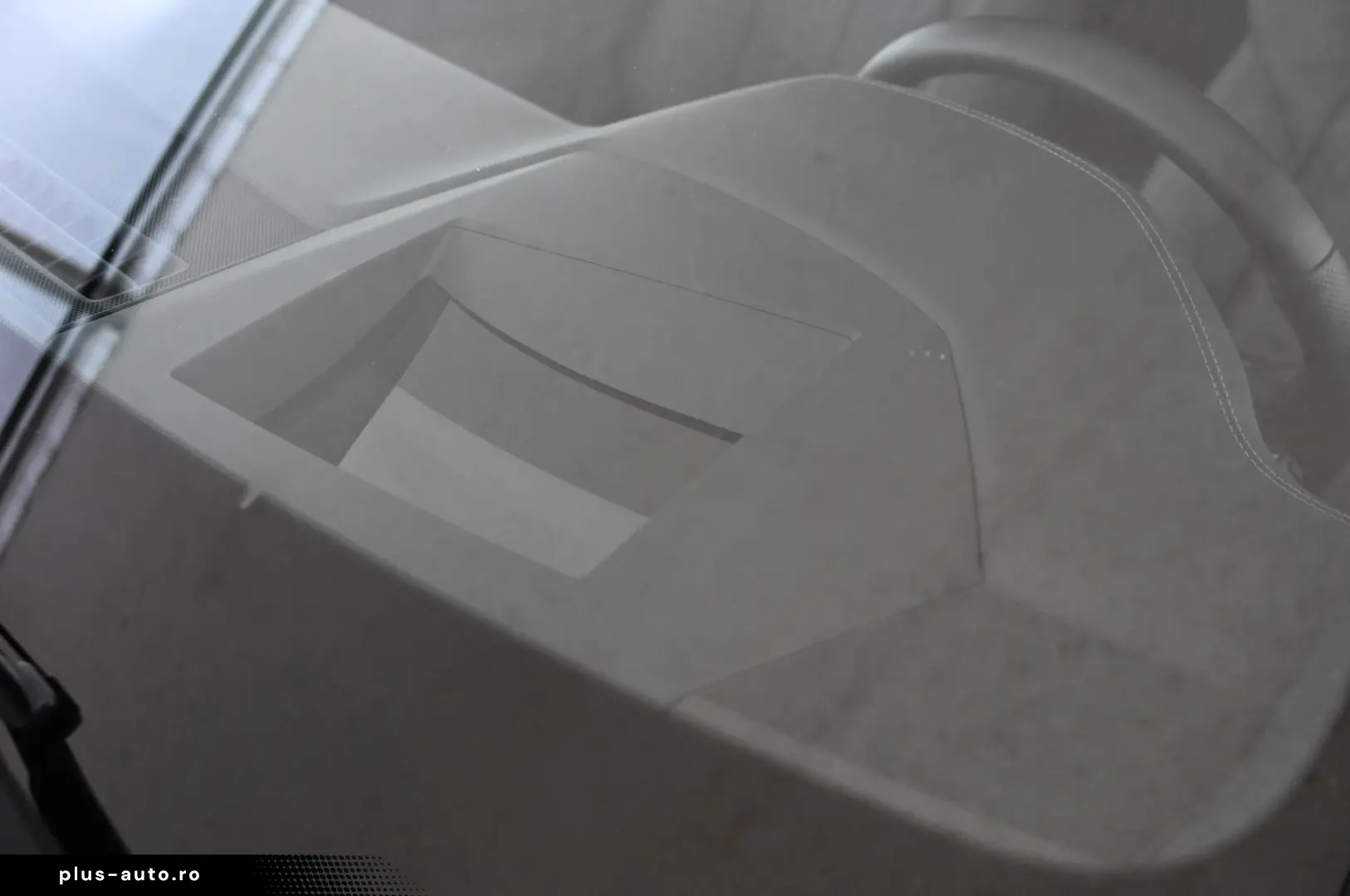 AUDI A6 Avant 50 TFSIe qr. S-Line  H-UP PANO AHK 19