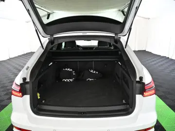 AUDI A6 Avant 50 TFSIe qr. S-Line  H-UP PANO AHK 19