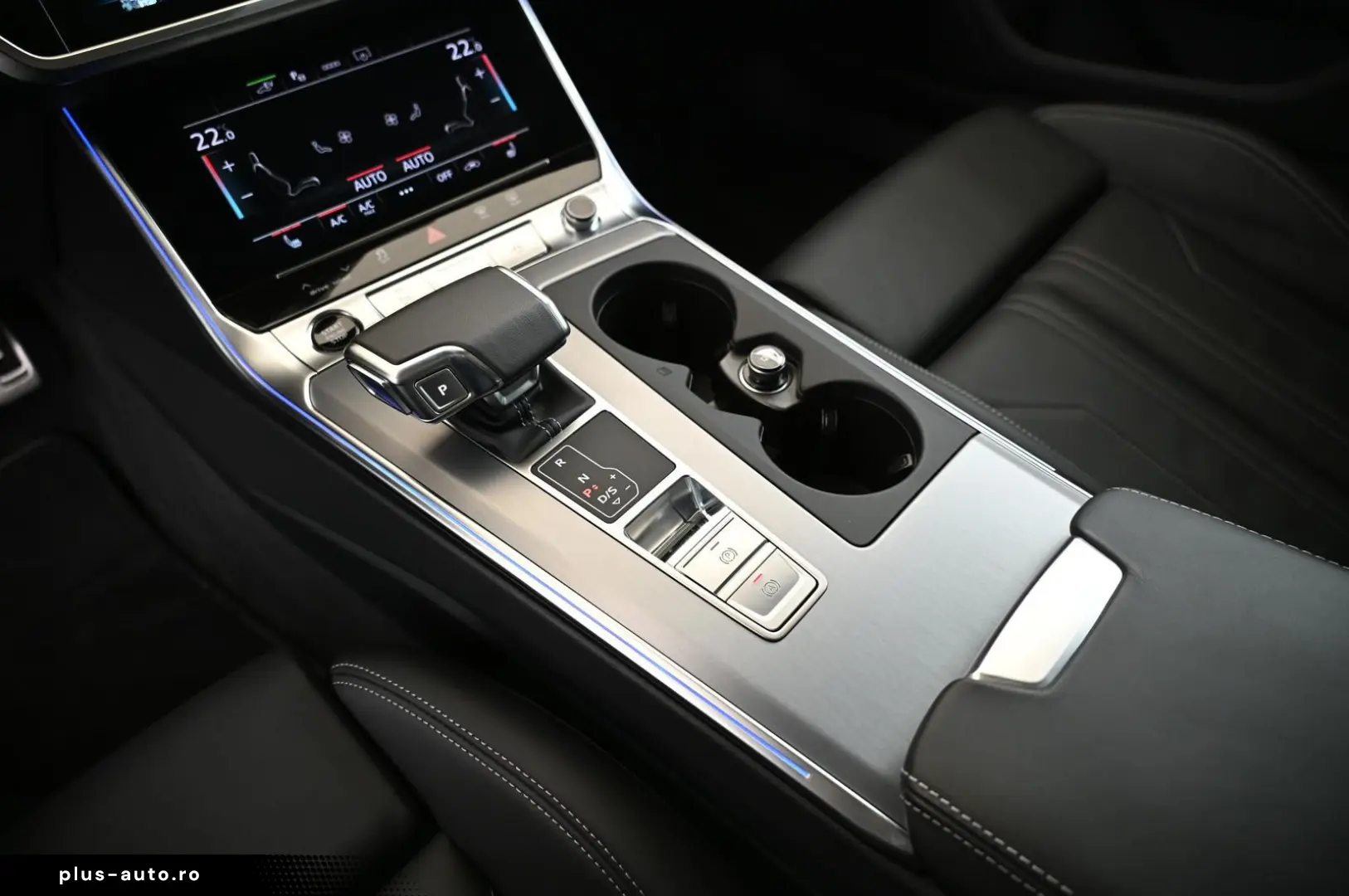 AUDI A6 Avant 50 TFSIe qr. S-Line  BLACK-PACK PANO 19