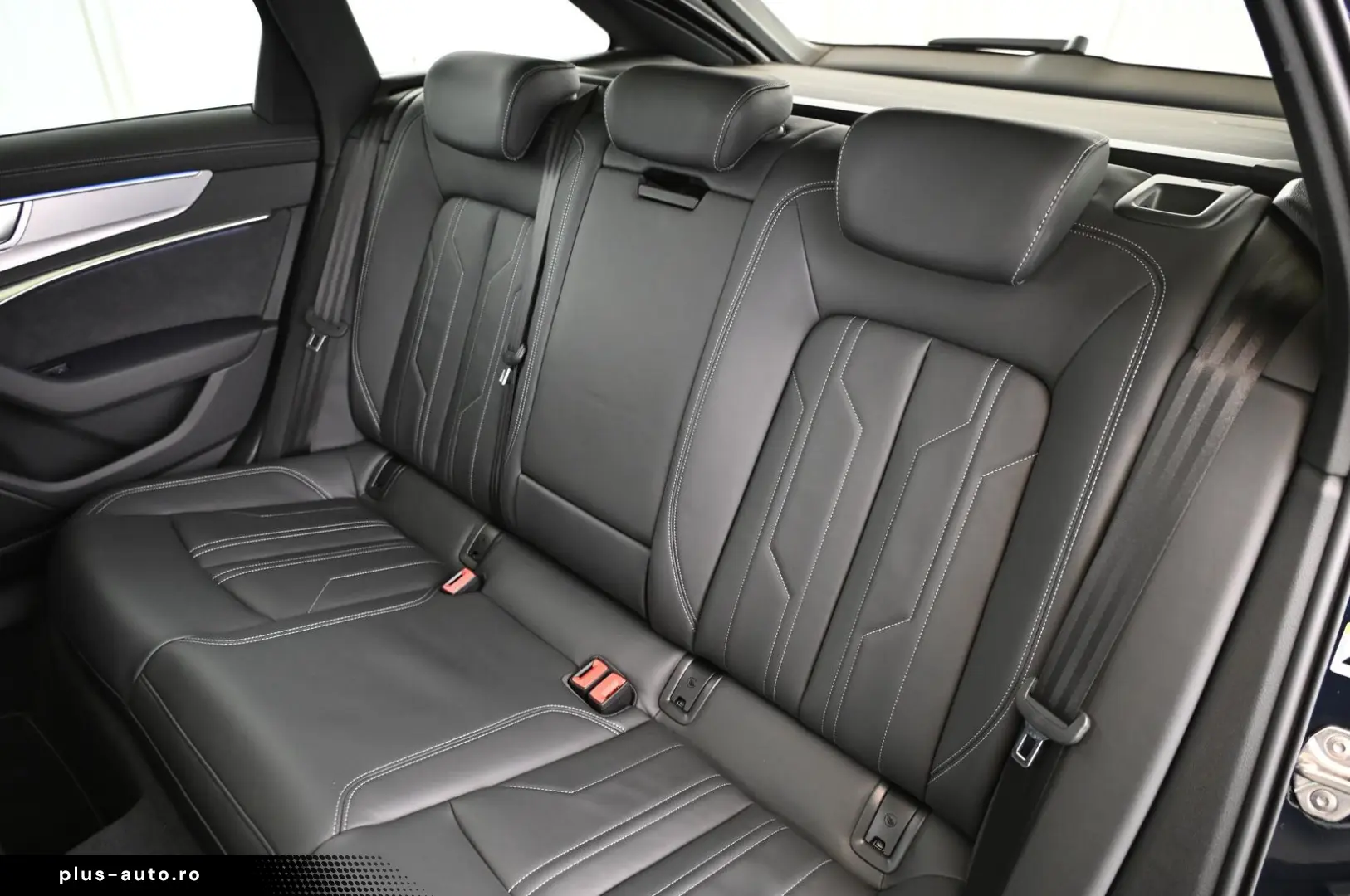 AUDI A6 Avant 50 TFSIe qr. S-Line  BLACK-PACK PANO 19