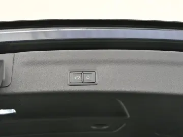 AUDI A6 Avant 50 TFSIe qr. S-Line  BLACK-PACK PANO 19