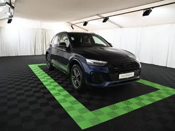 AUDI Q5 50 TFSIe quattro S-Line  MATRIX MMI  PANO 19