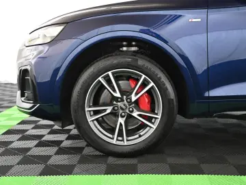 AUDI Q5 50 TFSIe quattro S-Line  MATRIX MMI  PANO 19