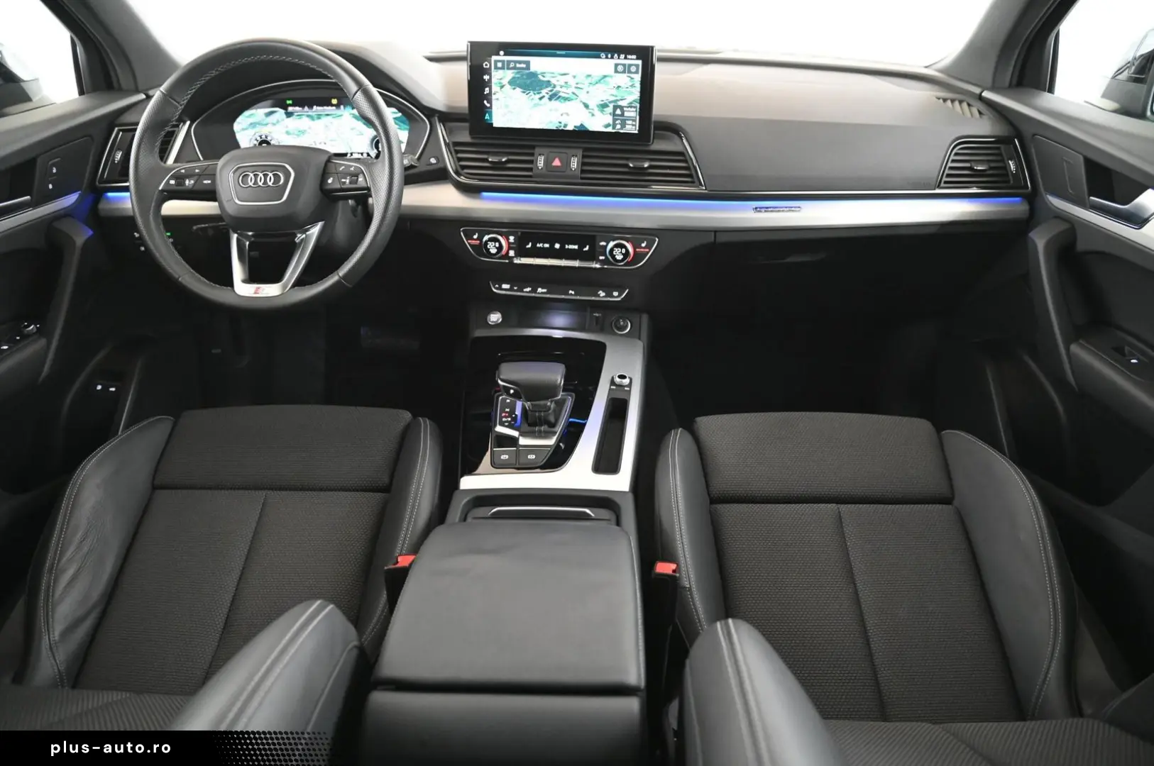 AUDI Q5 50 TFSIe quattro S-Line  MATRIX MMI  PANO 19
