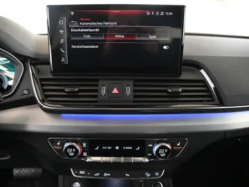 AUDI Q5 50 TFSIe quattro S-Line  MATRIX MMI  PANO 19
