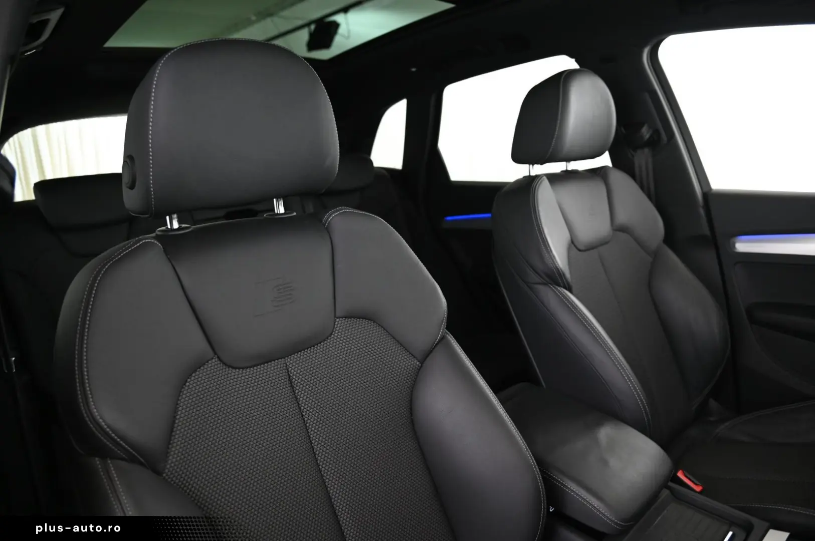 AUDI Q5 50 TFSIe quattro S-Line  MATRIX MMI  PANO 19