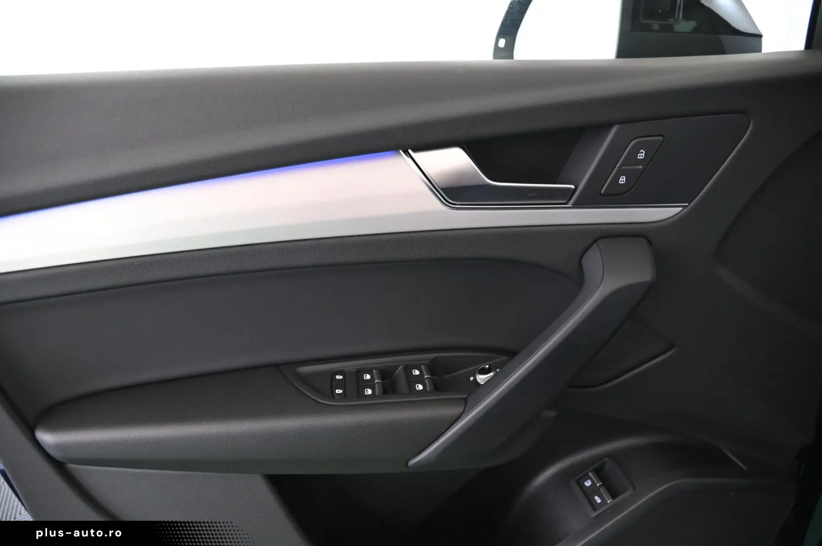 AUDI Q5 50 TFSIe quattro S-Line  MATRIX MMI  PANO 19