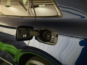 AUDI Q5 50 TFSIe quattro S-Line  MATRIX MMI  PANO 19