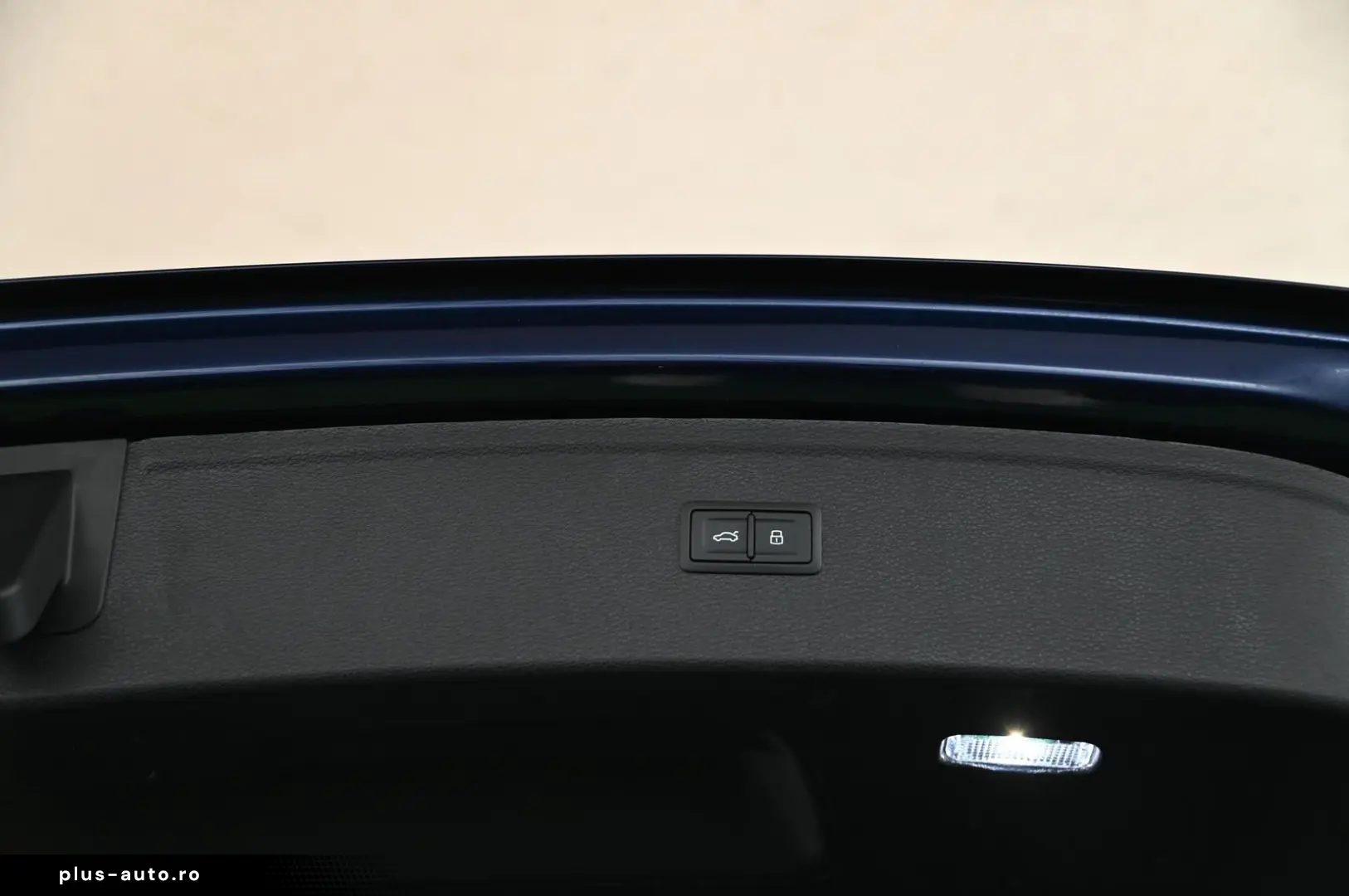 AUDI Q5 50 TFSIe quattro S-Line  MATRIX MMI  PANO 19