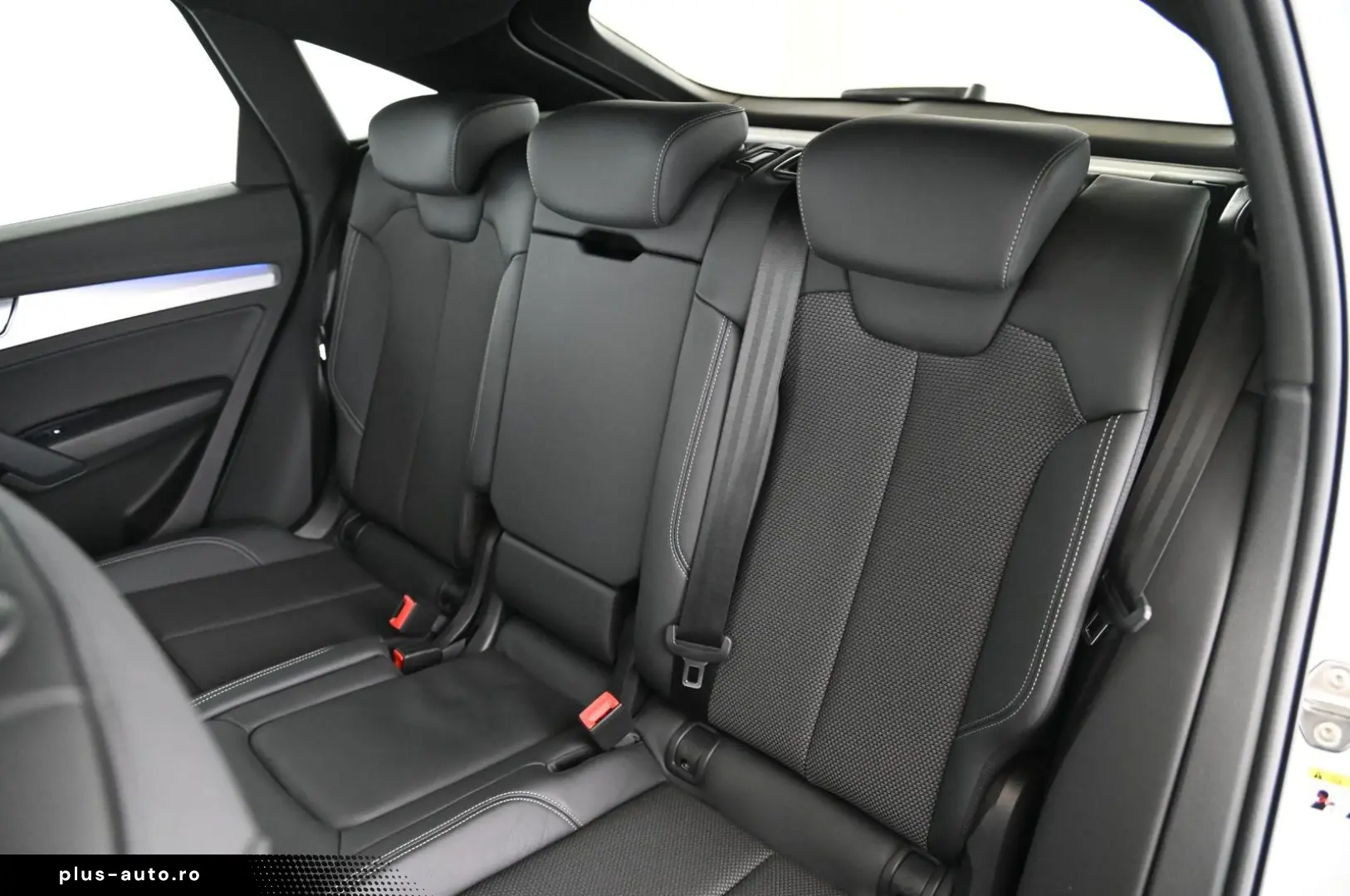 AUDI Q5 Sportback 55 TFSIe qr. S-Line  MATRIX PANO 19