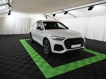 AUDI Q5 Sportback 55 TFSIe qr. S-Line  MATRIX PANO 19