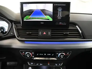 AUDI Q5 Sportback 55 TFSIe qr. S-Line  MATRIX PANO 19