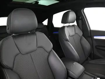 AUDI Q5 Sportback 55 TFSIe qr. S-Line  MATRIX PANO 19