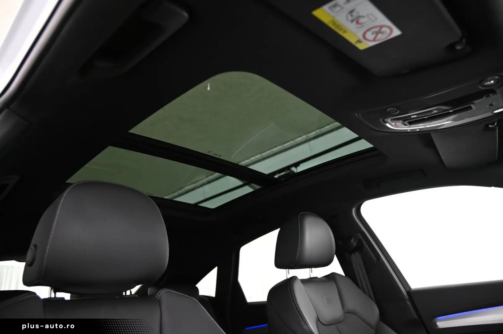 AUDI Q5 Sportback 55 TFSIe qr. S-Line  MATRIX PANO 19