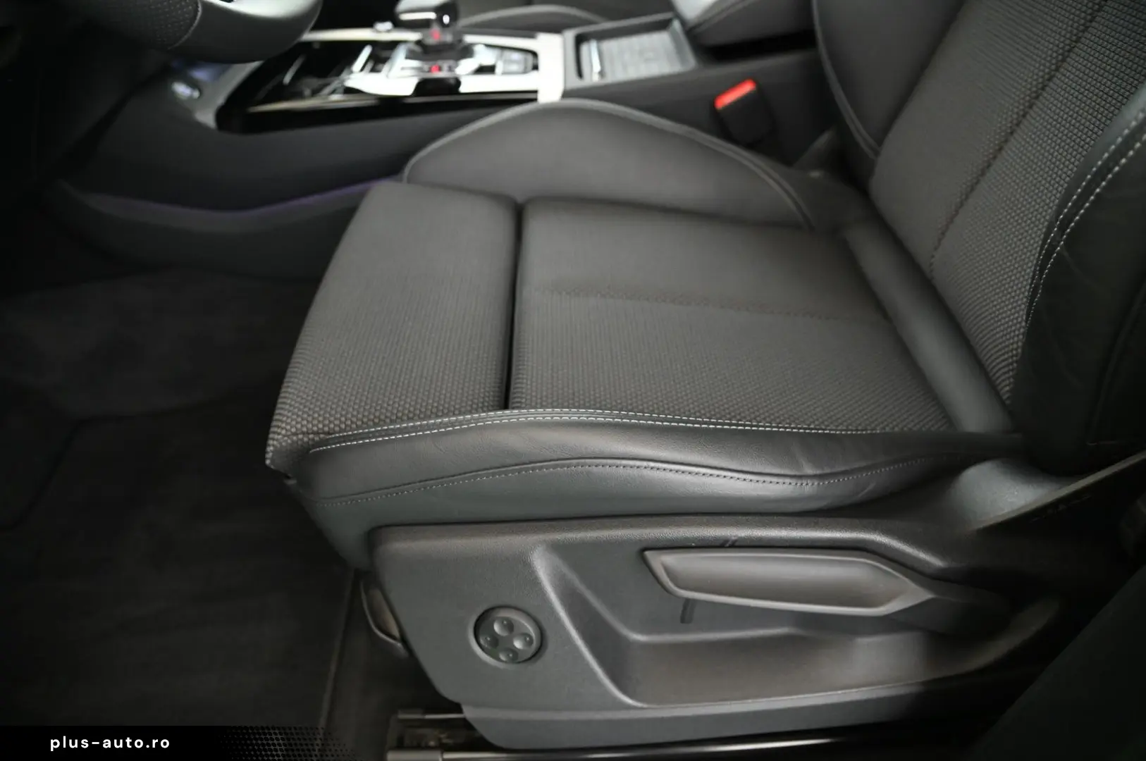 AUDI Q5 Sportback 55 TFSIe qr. S-Line  MATRIX PANO 19