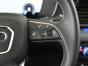 AUDI Q5 Sportback 55 TFSIe qr. S-Line  MATRIX PANO 19