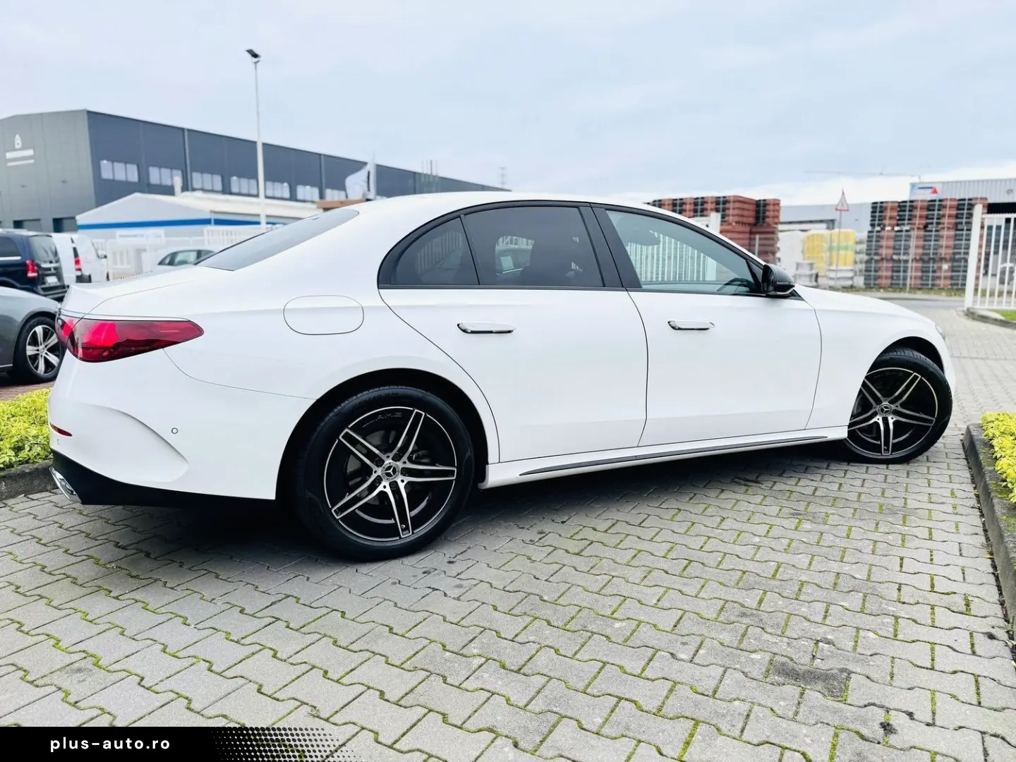 MERCEDES-BENZ E 220 d AMG Advanced NIGHT  Distronic &hellip;