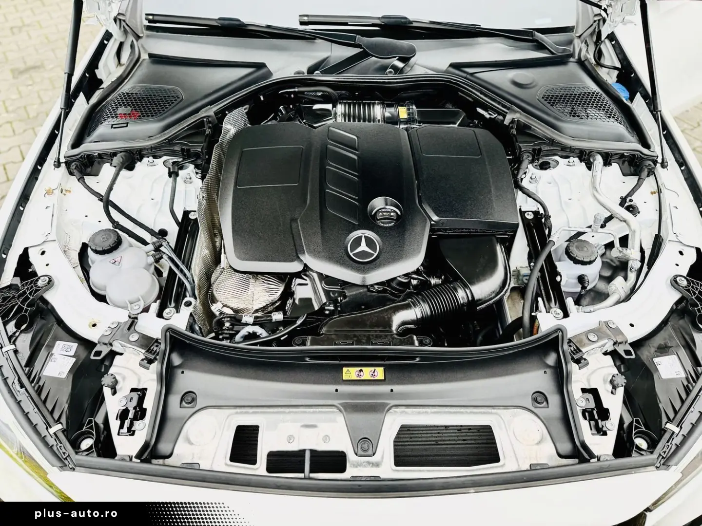 MERCEDES-BENZ E 220 d AMG Advanced NIGHT  Distronic &hellip;