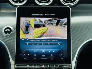 MERCEDES-BENZ GLC 300 d 4M  AMG  360   AHK  Panodach  Standh