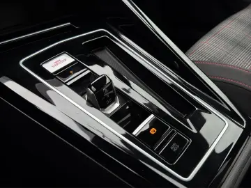 VW Golf GTI BLACK STYLE LM19 NAVI KAMERA MATRIX