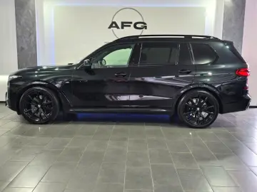 BMW X7xDrive 40d M Sport CARBON KRISTALL ICONIC GLOW