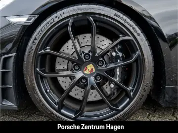 PORSCHE 718 Spyder BOSE Rückfahrkamera  Sportabgas LED