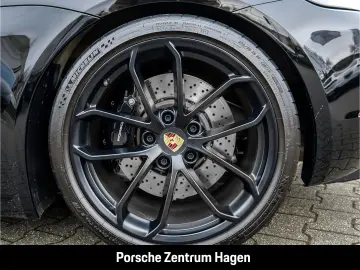 PORSCHE 718 Spyder BOSE Rückfahrkamera  Sportabgas LED