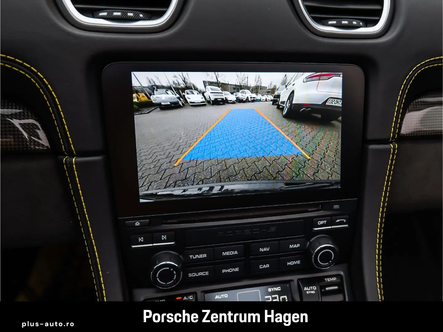 PORSCHE 718 Spyder BOSE Rückfahrkamera  Sportabgas LED