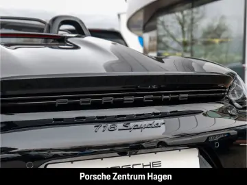 PORSCHE 718 Spyder BOSE Rückfahrkamera  Sportabgas LED