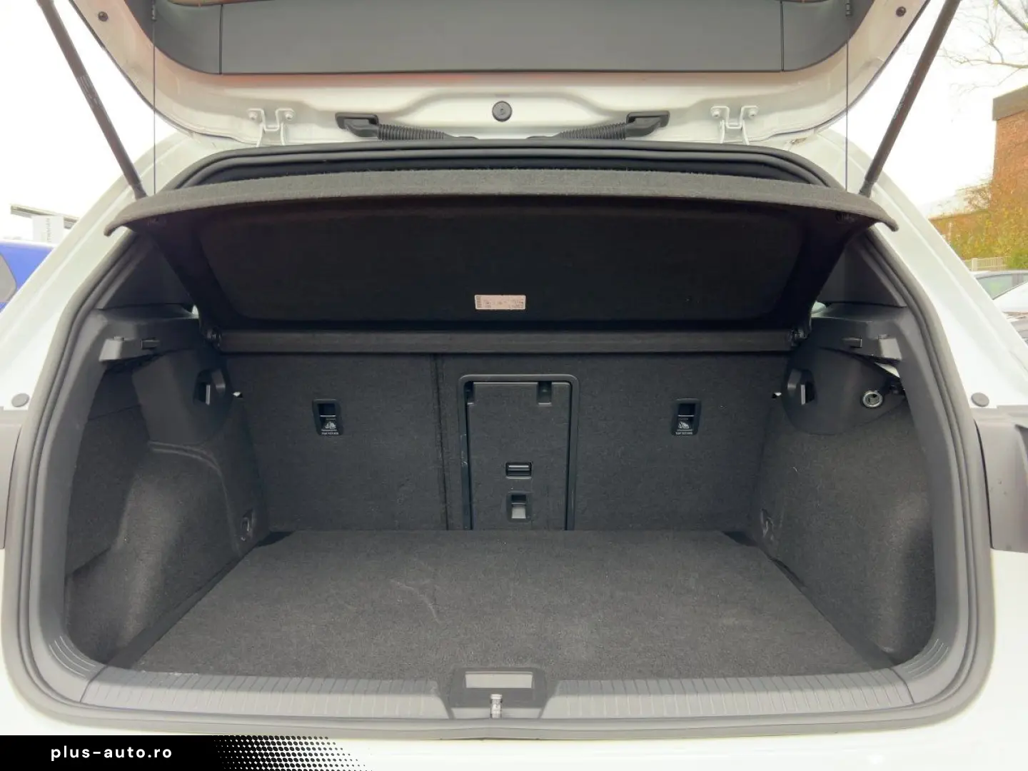 VW Golf VIII GTI CLUBSPORT TSI DSG MATRIX APP NAVI