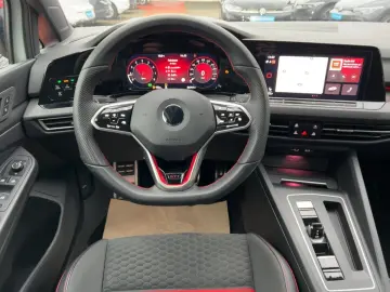 VW Golf VIII GTI CLUBSPORT TSI DSG MATRIX APP NAVI