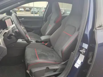 VW Golf VIII 2.0 TSI GTI Clubsport Rückfahrkamera