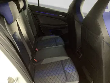 VW Golf R BLACK STYLE LM19 SIDE-ASSIST NAVI DCC LED