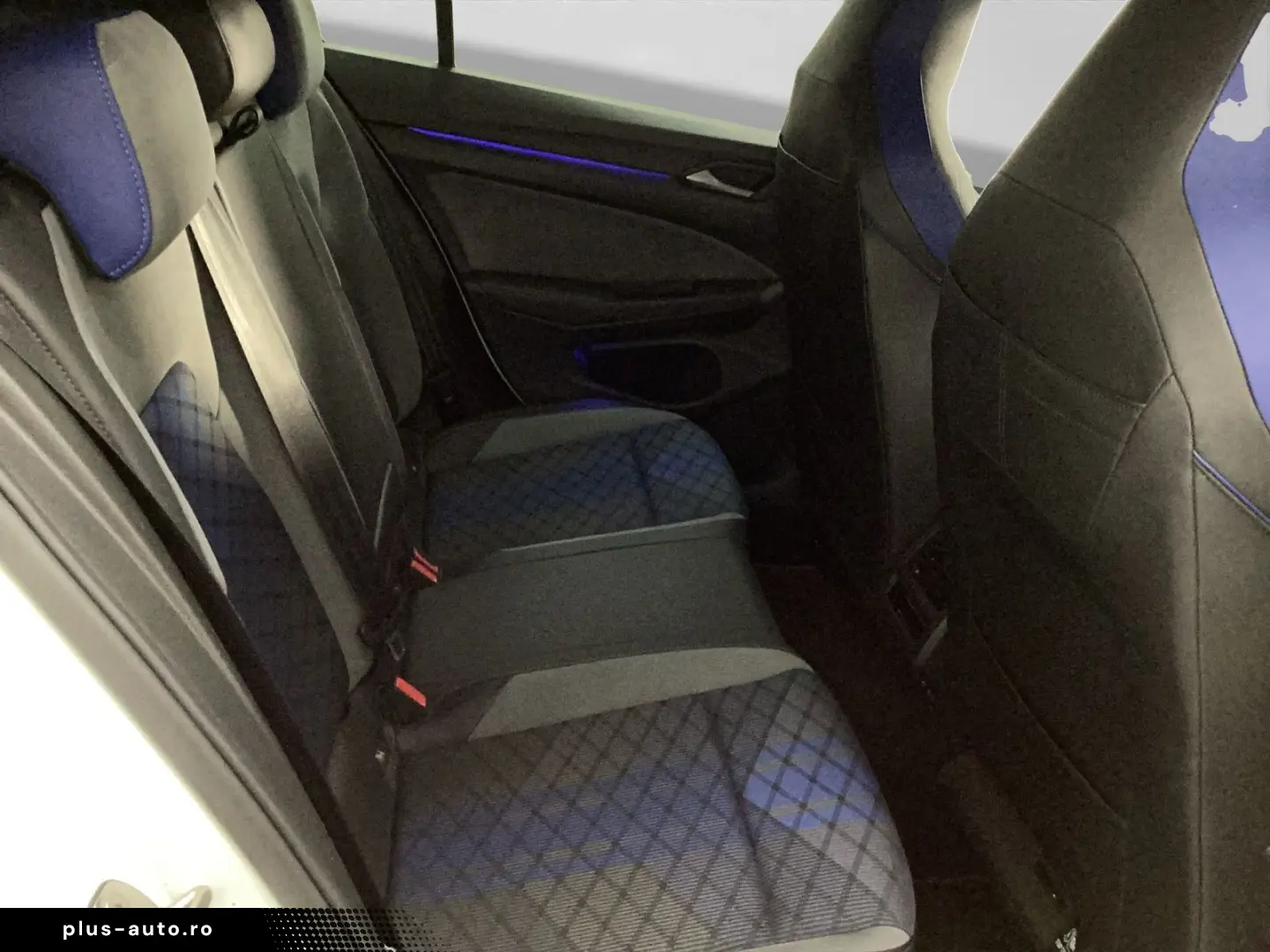 VW Golf R BLACK STYLE LM19 SIDE-ASSIST NAVI DCC LED