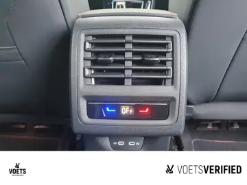 VW Golf VIII GTI Clubsport 2.0 TSI DSG MATRIX-LED R