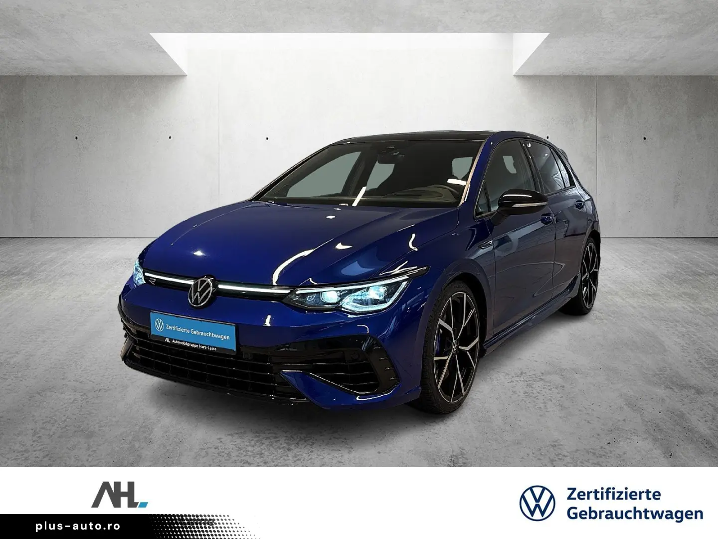 VW Golf VIII 2.0 TSI R 4M Panorama IQ.Light RFK Akr