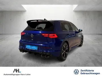 VW Golf VIII 2.0 TSI R 4M Panorama IQ.Light RFK Akr