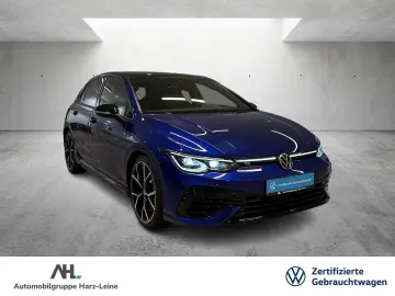 VW Golf VIII 2.0 TSI R 4M Panorama IQ.Light RFK Akr