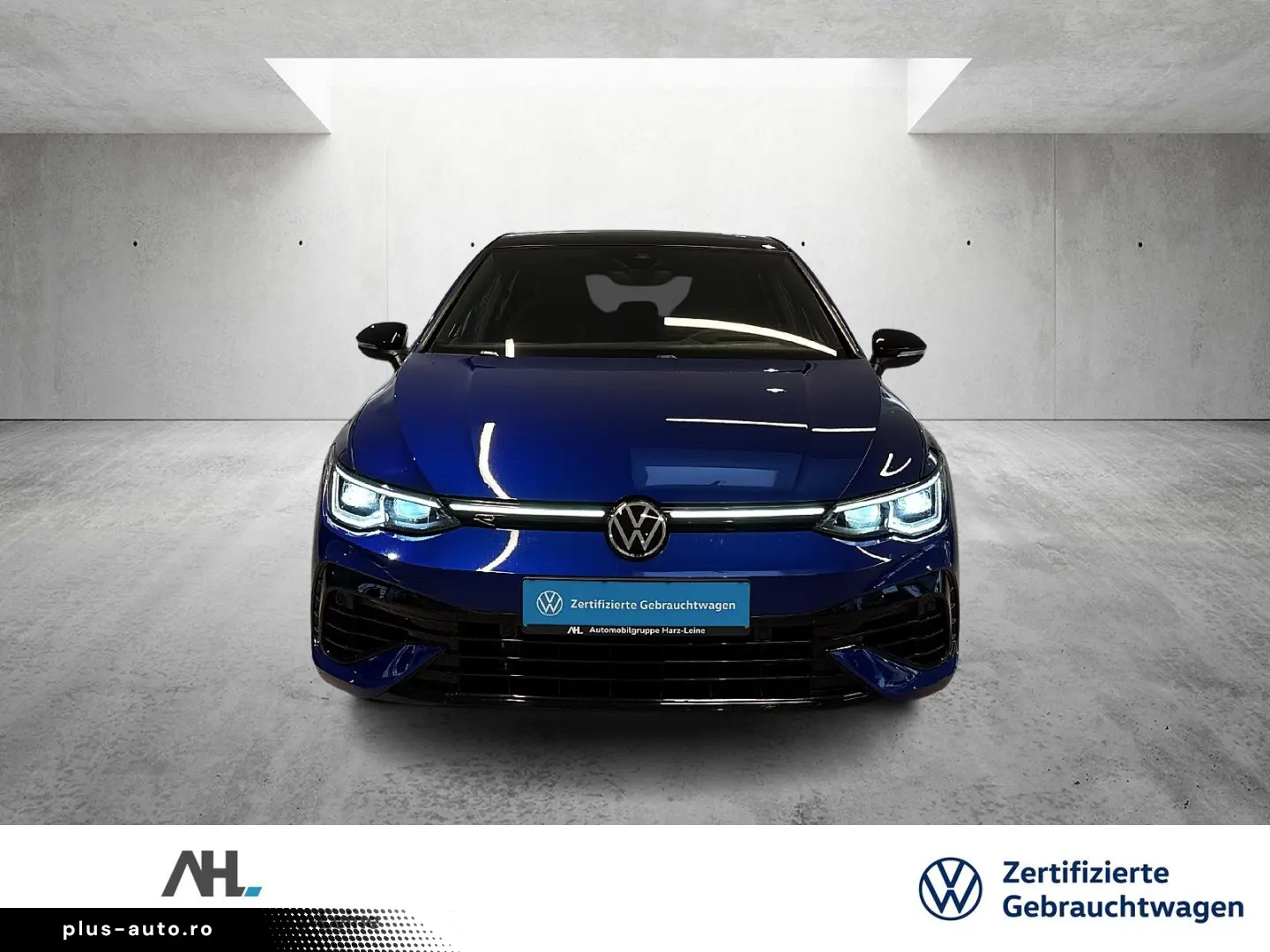 VW Golf VIII 2.0 TSI R 4M Panorama IQ.Light RFK Akr