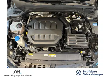 VW Golf VIII 2.0 TSI R 4M Panorama IQ.Light RFK Akr