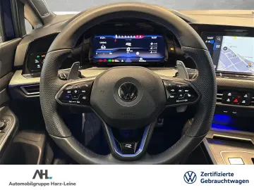 VW Golf VIII 2.0 TSI R 4M Panorama IQ.Light RFK Akr