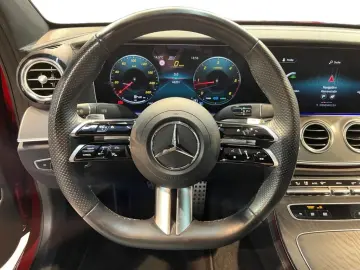 MERCEDES-BENZ E 300 d 4matic