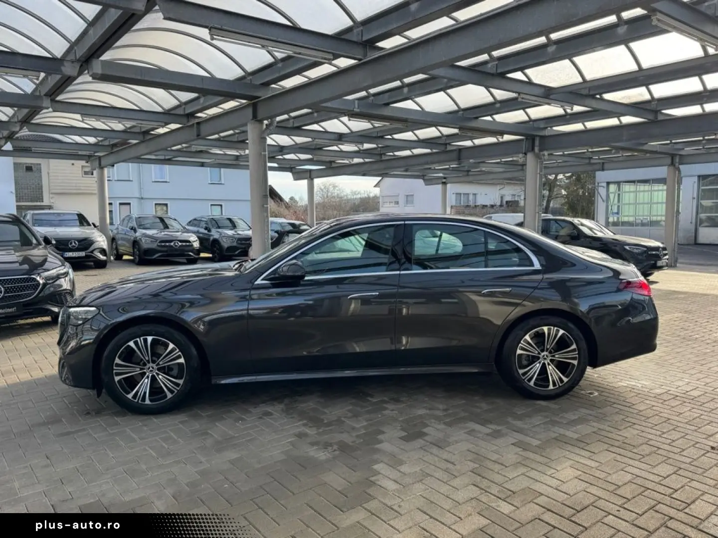 MERCEDES-BENZ E 200 4M AVANTGARDE