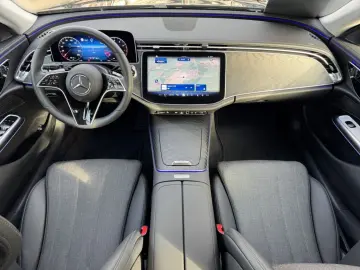 MERCEDES-BENZ E 200 4M AVANTGARDE